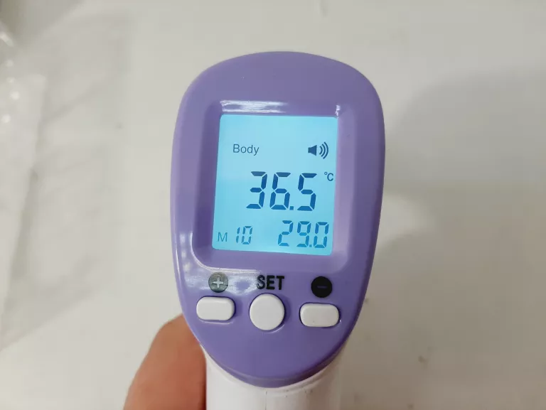 termometr-bezdotykowy-easy-go-smiki-paragon-ean-gtin-5903977034557