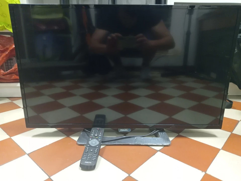 telewizor-philips-32phh420088-pilot-220602002-andersa-148-walbrzych-sj