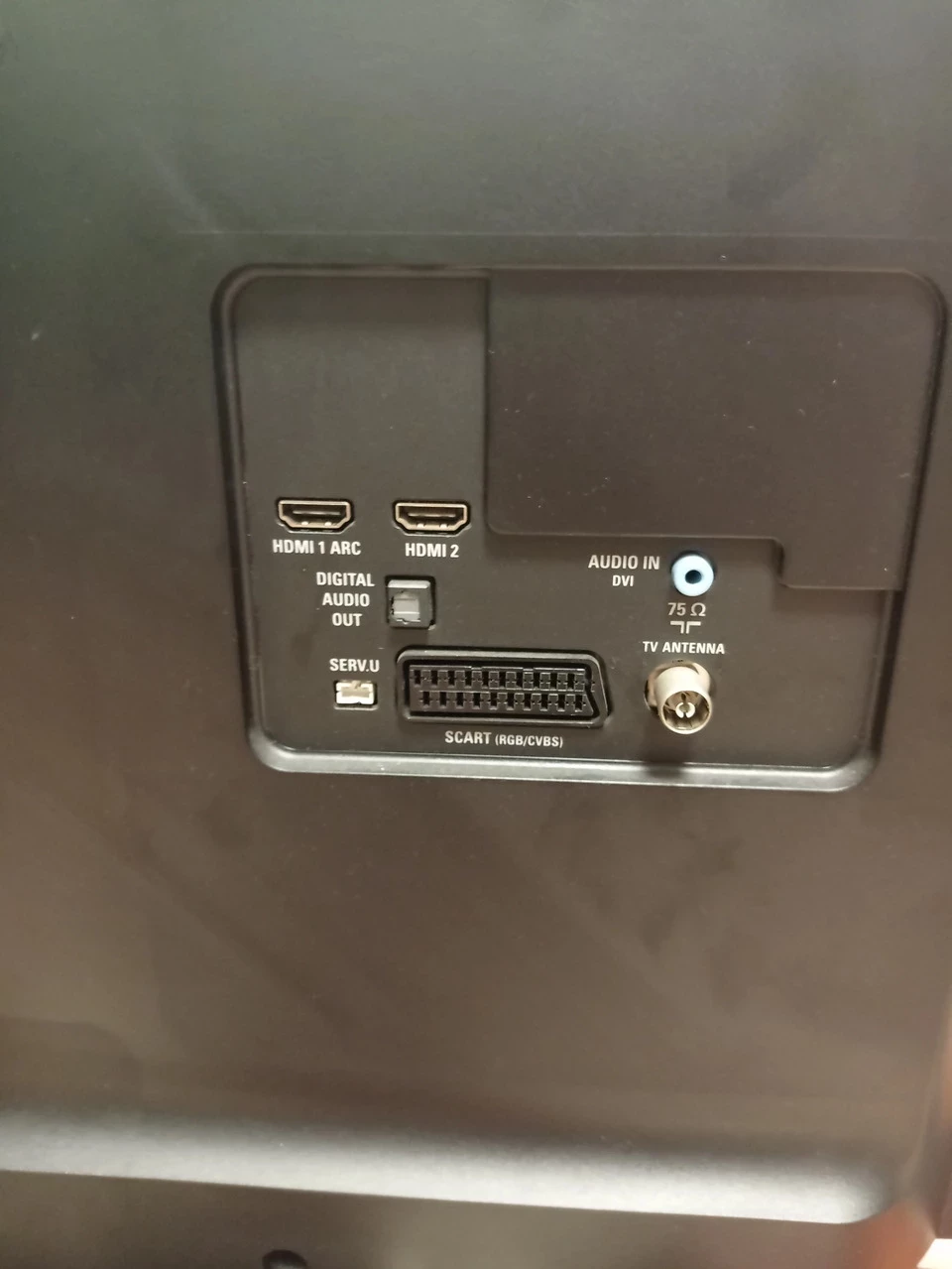 telewizor-philips-32phh420088-pilot-220602002-marka-philips