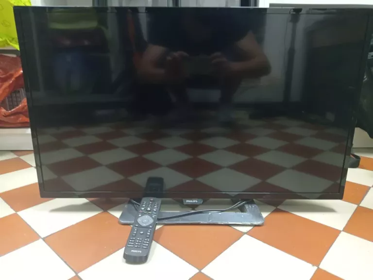 telewizor-philips-32phh420088-pilot-220602002-andersa-148-walbrzych-sj