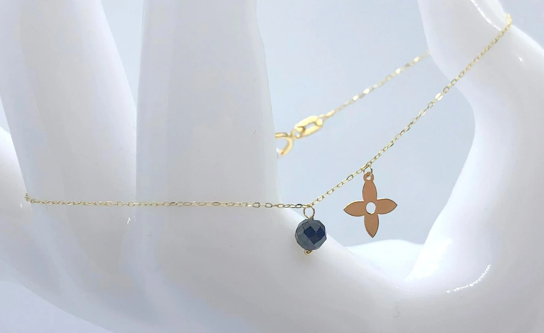 bransoletka-z-czarna-kuleczka-kwiat585057g19cm-al-legionow-5030-lomza