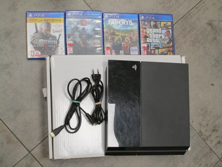 KONSOLA PS4 CUH-1116A 500GB + 4GRY