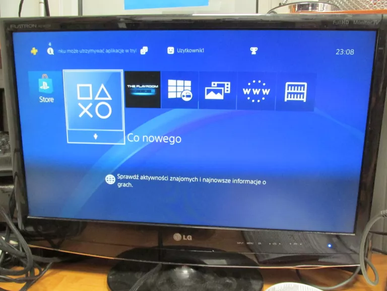 KONSOLA PS4 CUH-1116A 500GB + 4GRY
