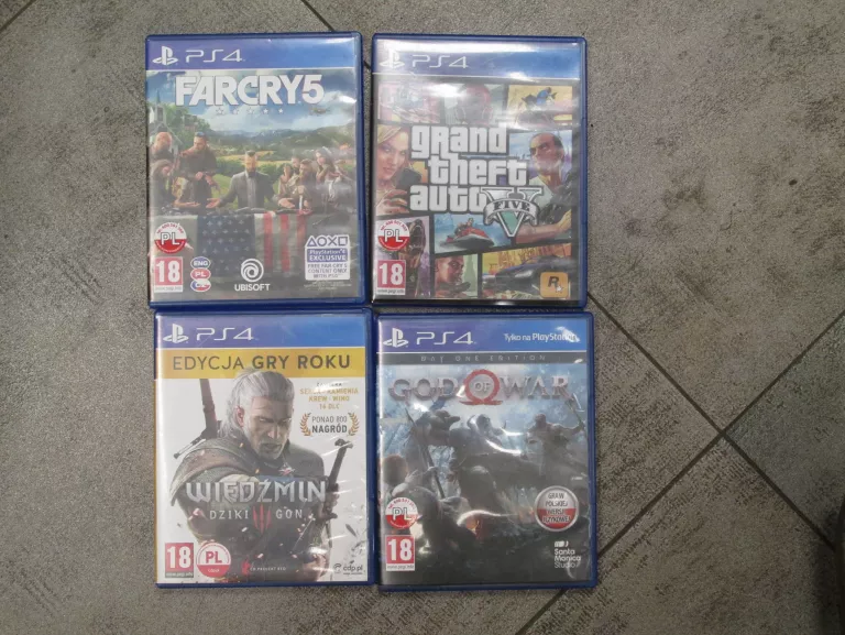 KONSOLA PS4 CUH-1116A 500GB + 4GRY