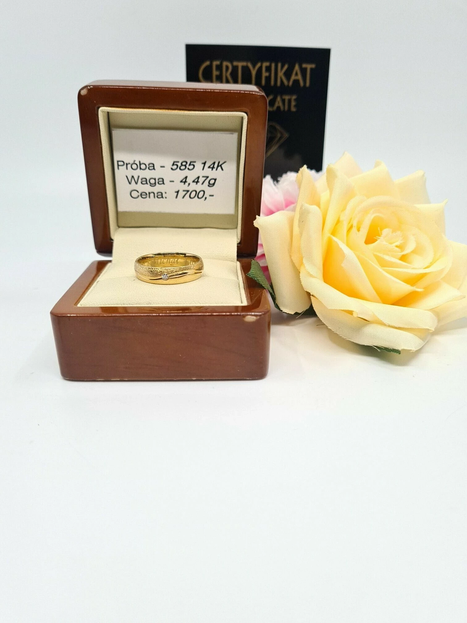 zlota-obraczka-z-diamentem-certyfikat-slowackiego-4-walbrzych-sj