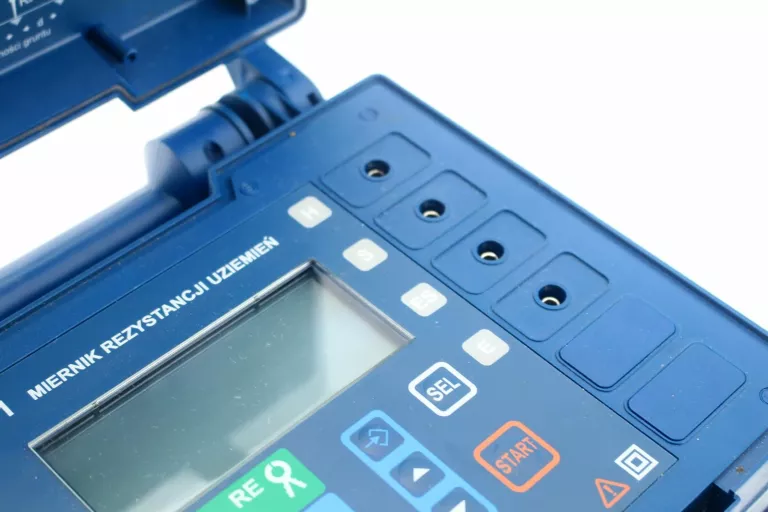 miernik-rezystancji-uziemien-sonel-mru-101-zestaw-hallera-53-wroclaw