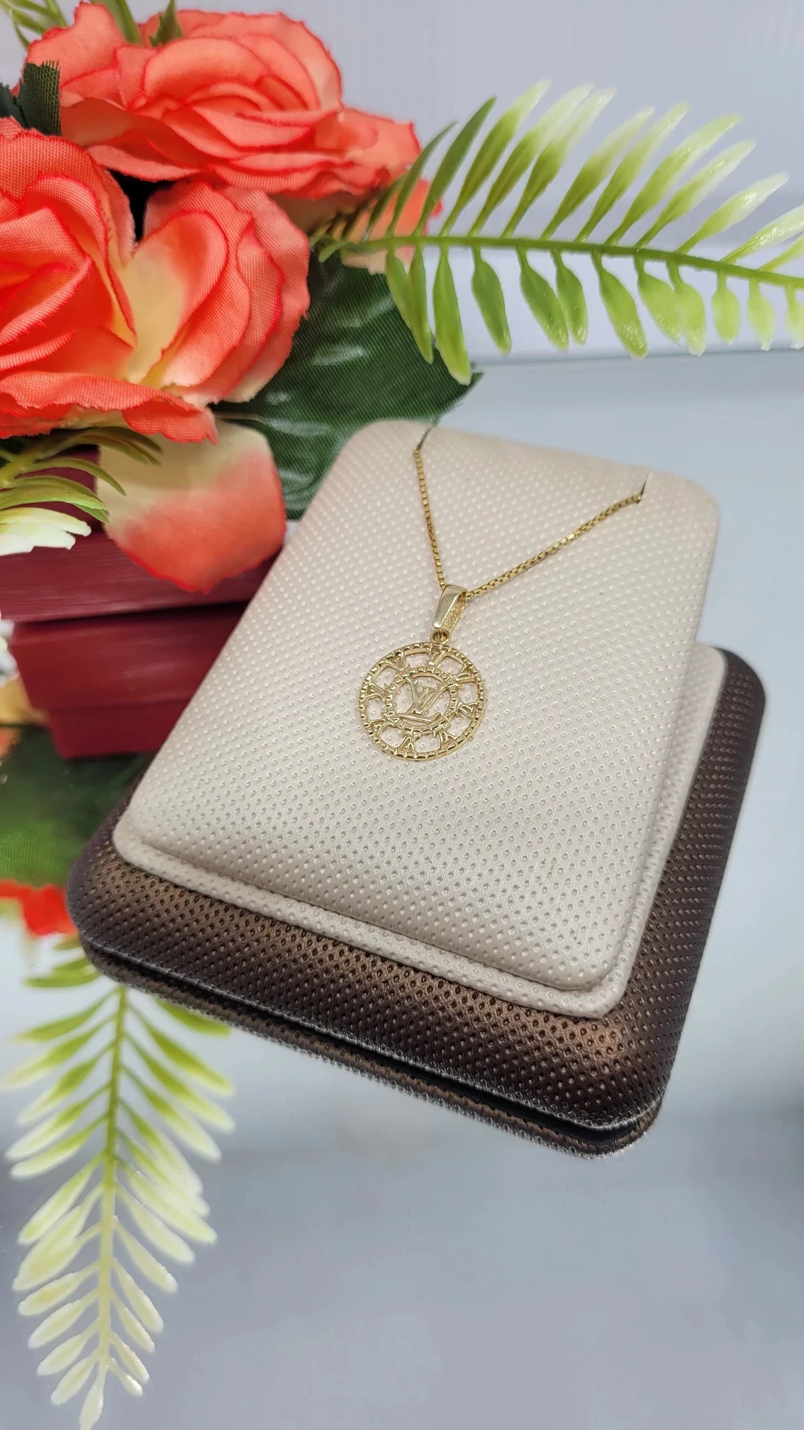 zlota-zawieszka-585-14k-145g-lv-wyzwolenia-42-walbrzych-sj