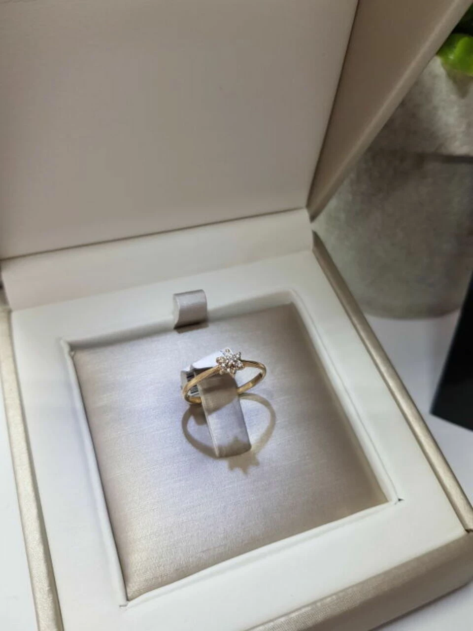 pierscionek-zloty-585-kamien-diament