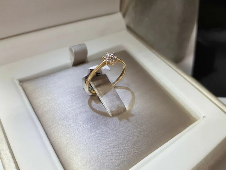 pierscionek-zloty-585-material-zloto