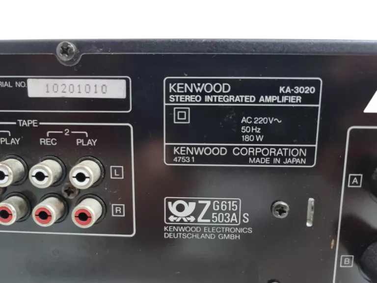 WZMACNIACZ KENWOOD WZMACNIACZ KA-3020