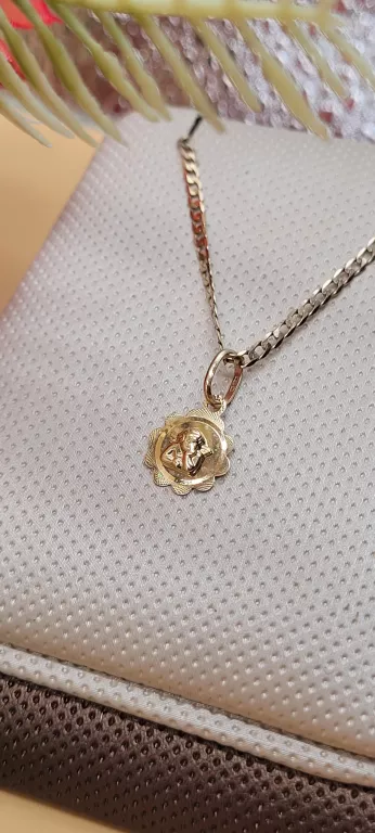 zlota-zawieszka-aniolek-585-060g-stan-powystawowy