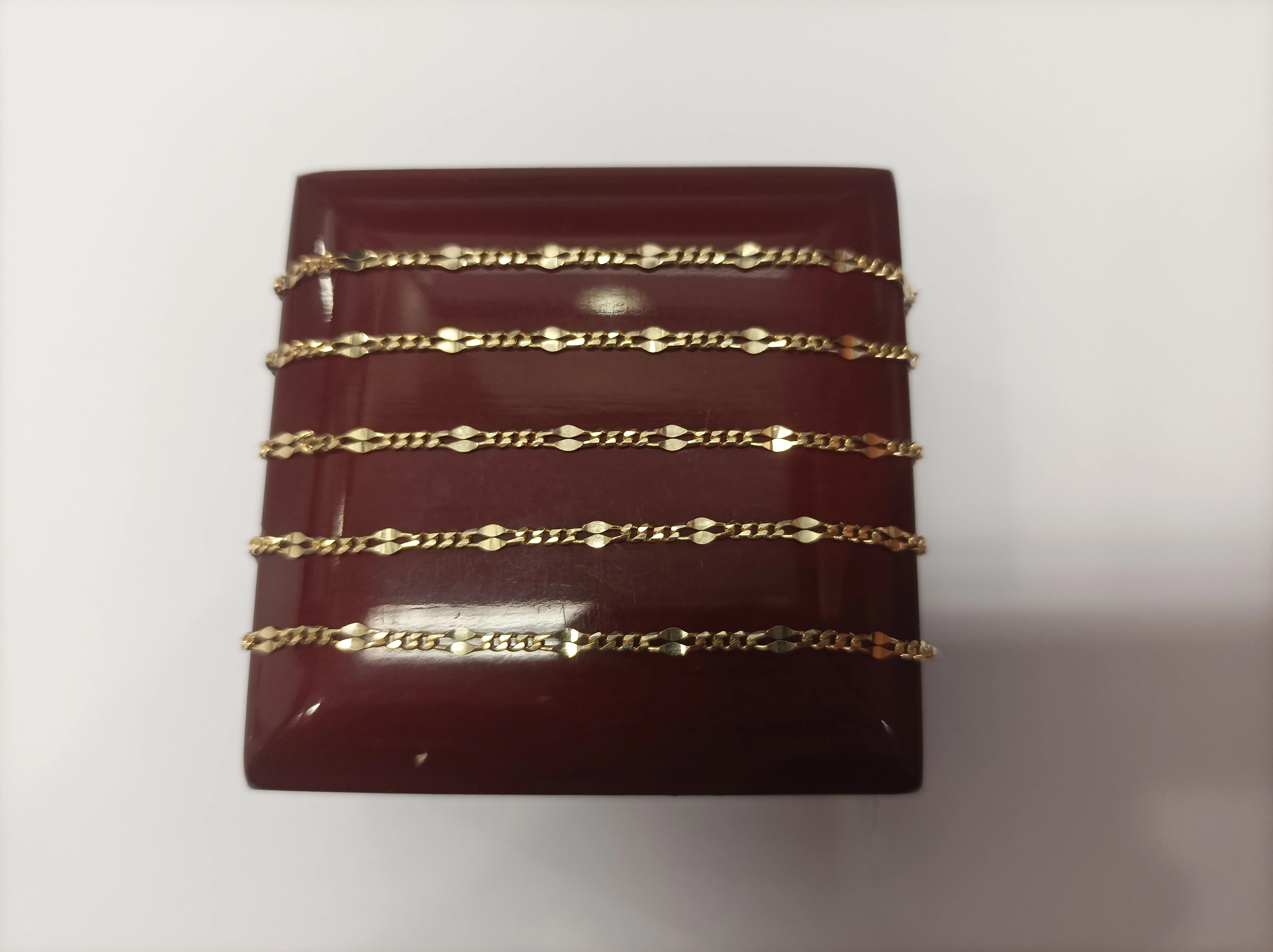 zloty-lancuszek-figaro-z-blaszka-50cm-585-rodzaj-wyrob-jubilerski