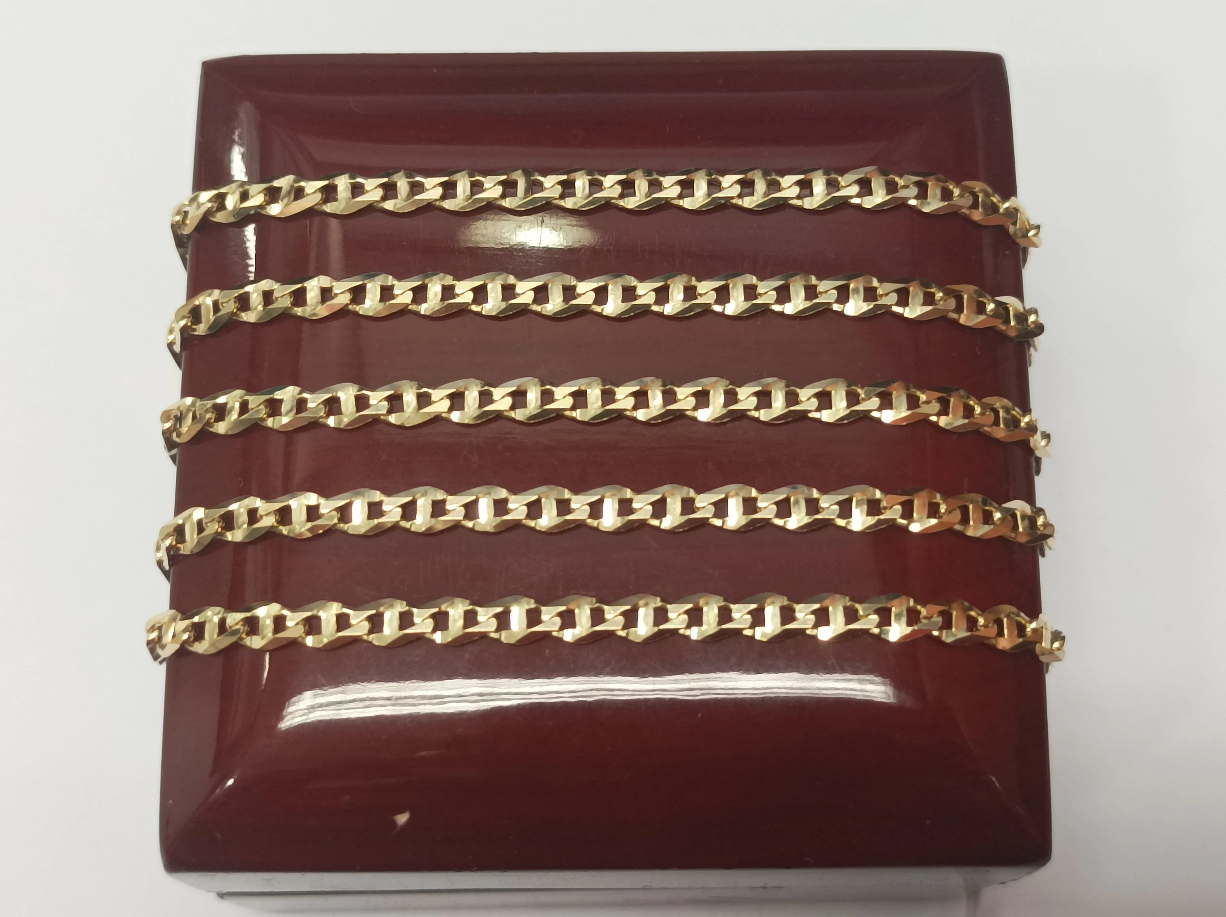 zloty-lancuszek-gucci-55cm-585-rodzaj-wyrob-jubilerski