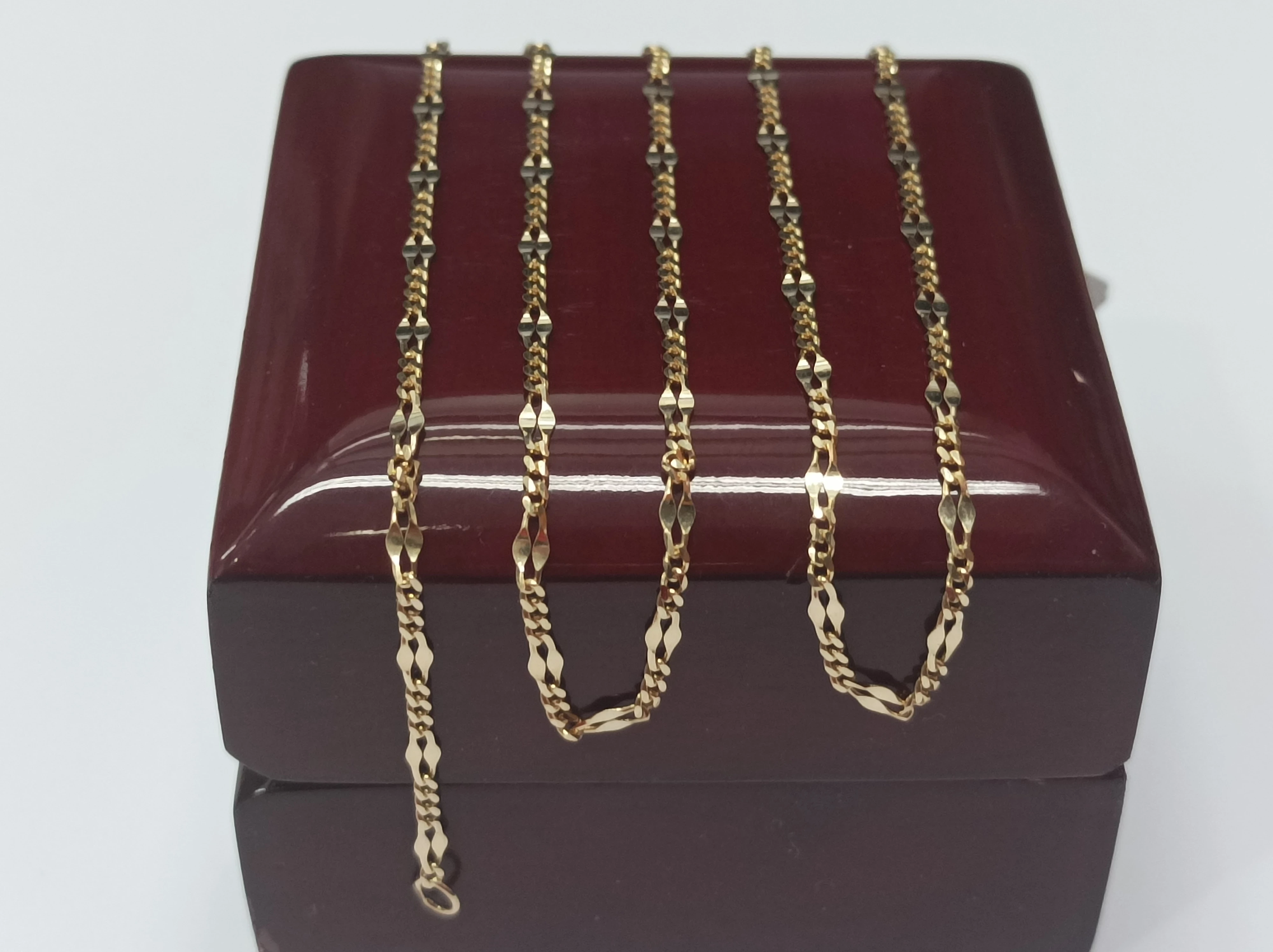 zloty-lancuszek-figaro-z-blaszka-50cm-585-splot-figaro