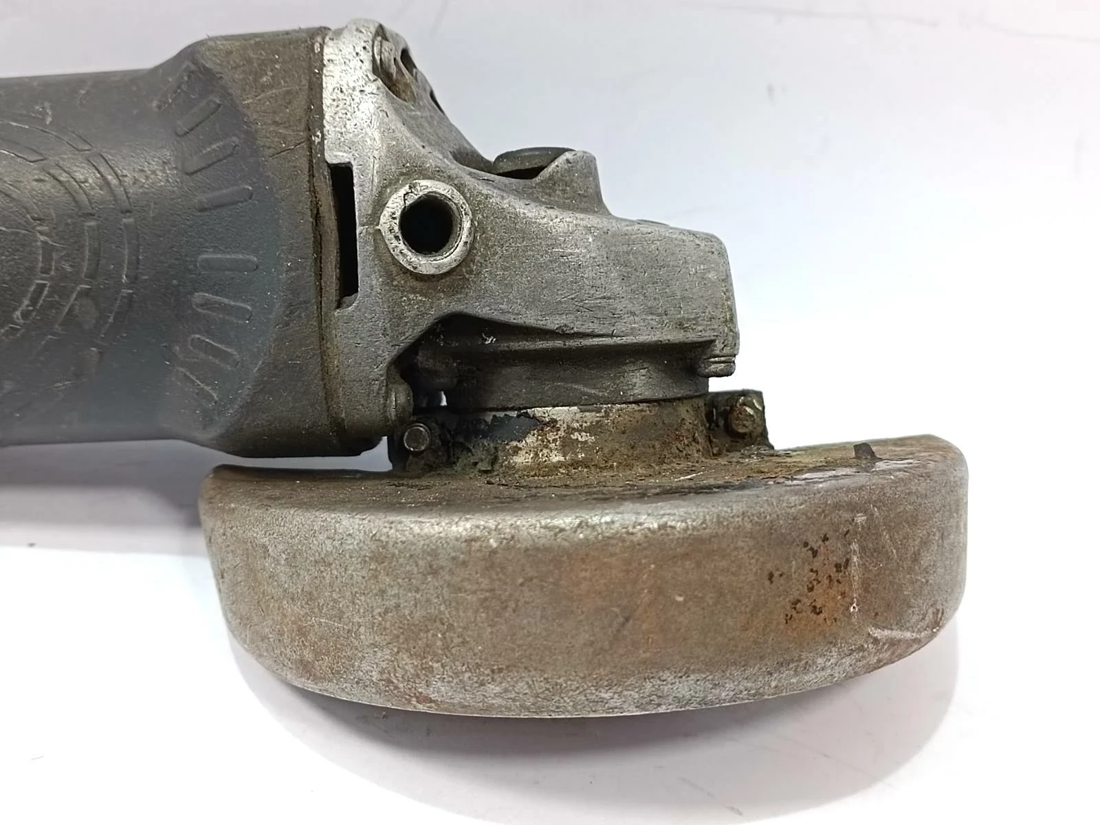 sieciowa-szlifierka-katowa-stan-uzywany