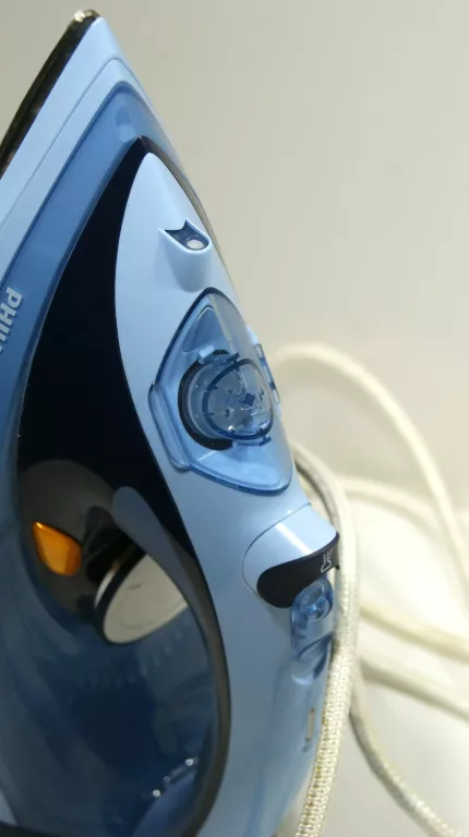 genialne-zelazko-philips-azur-performer-plus-moc-2600