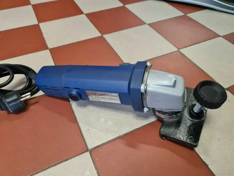 gratownica-reczna-201122003-maksymalna-liczba-obrotow-bez-obciazenia-22000