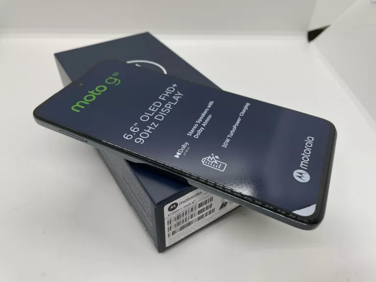 TELEFON MOTOROLA MOTO G52 4/128GB KOMPLET