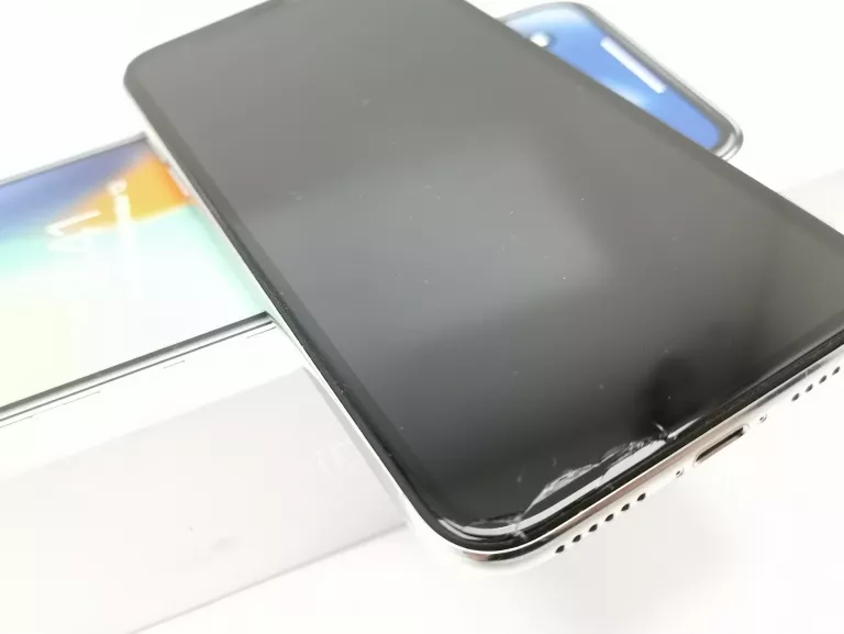APPLE IPHONE X 64GB BIAŁY