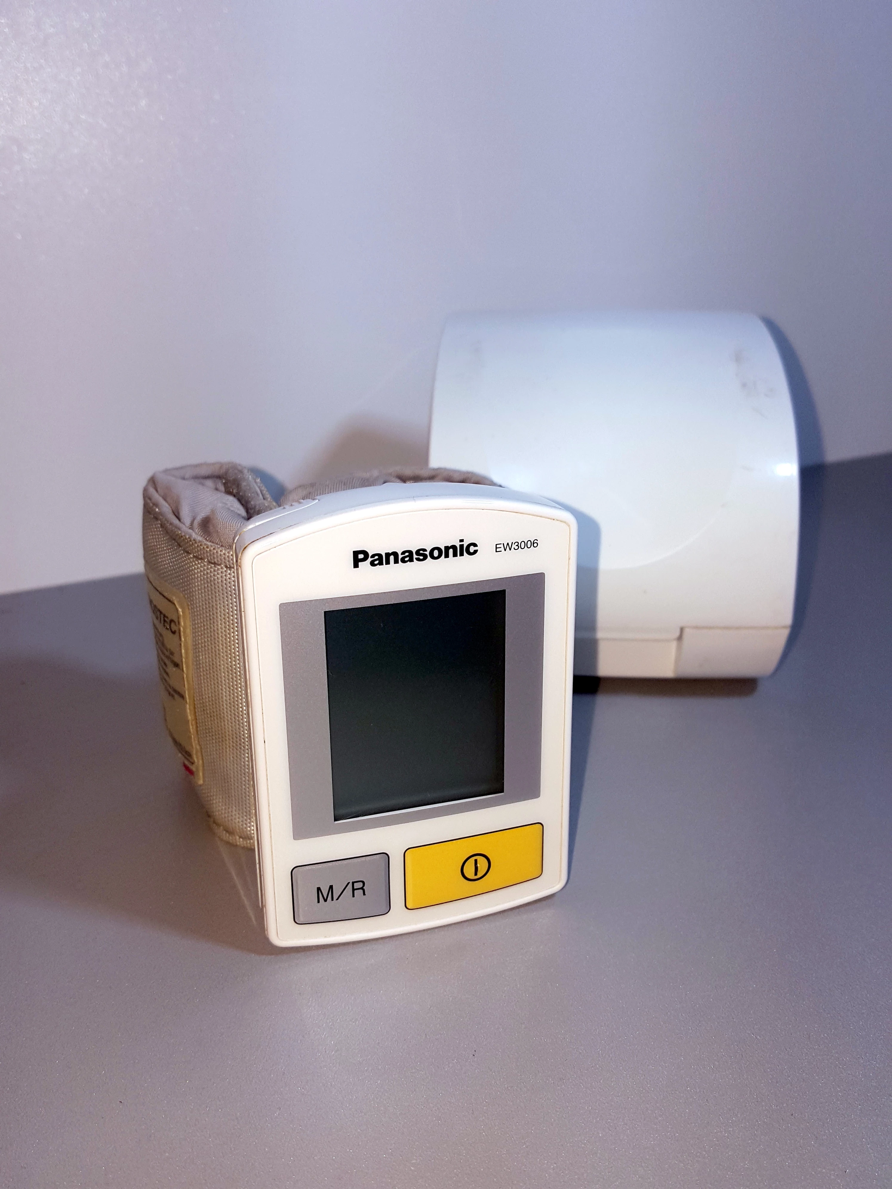 cisnieniomierz-elektroniczny-panasonic-ew-3006-plwolnosci-3-5-sj-namyslow