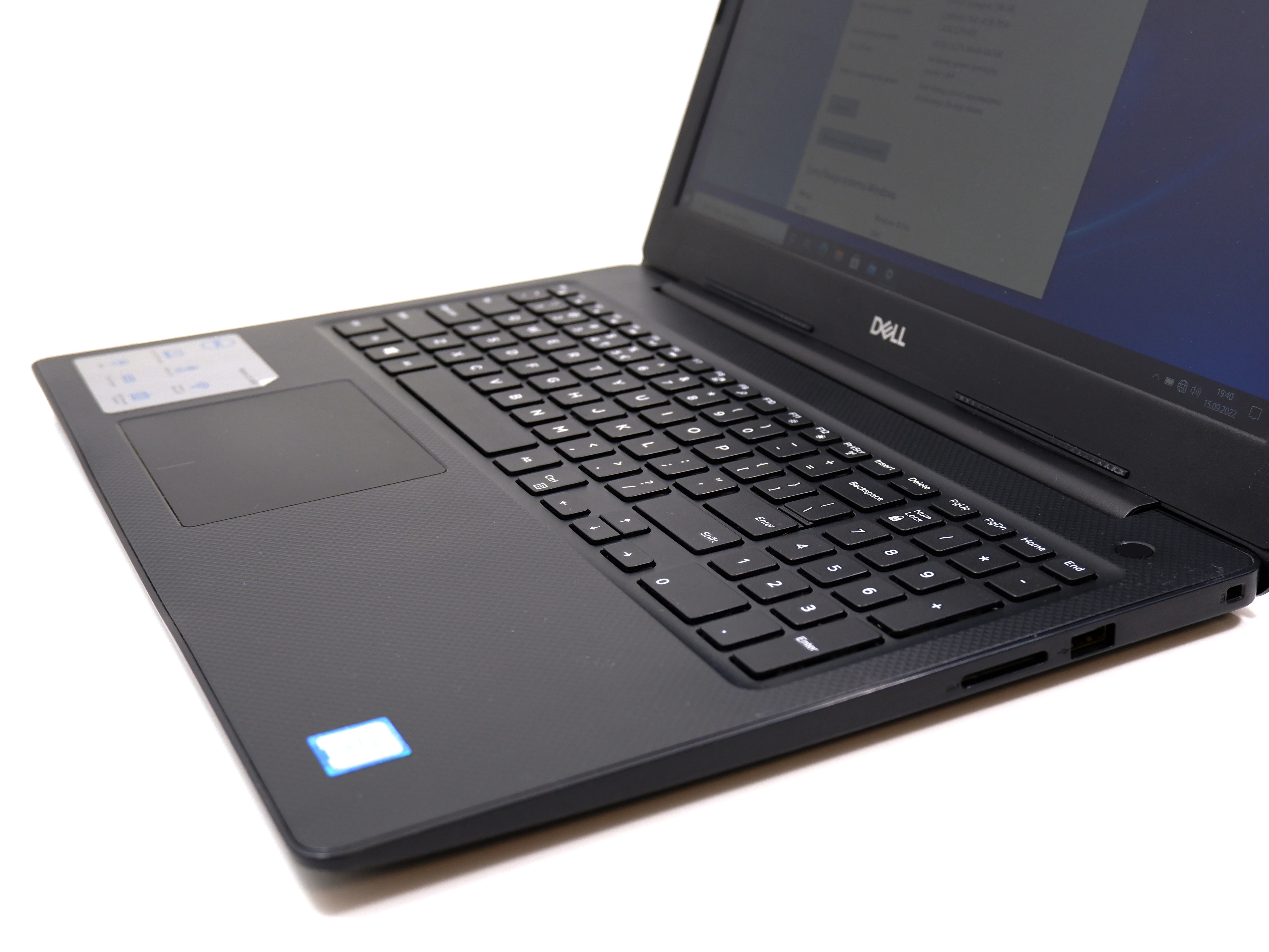 laptop-dell-vostro-15-3000-przekatna-ekranu-156