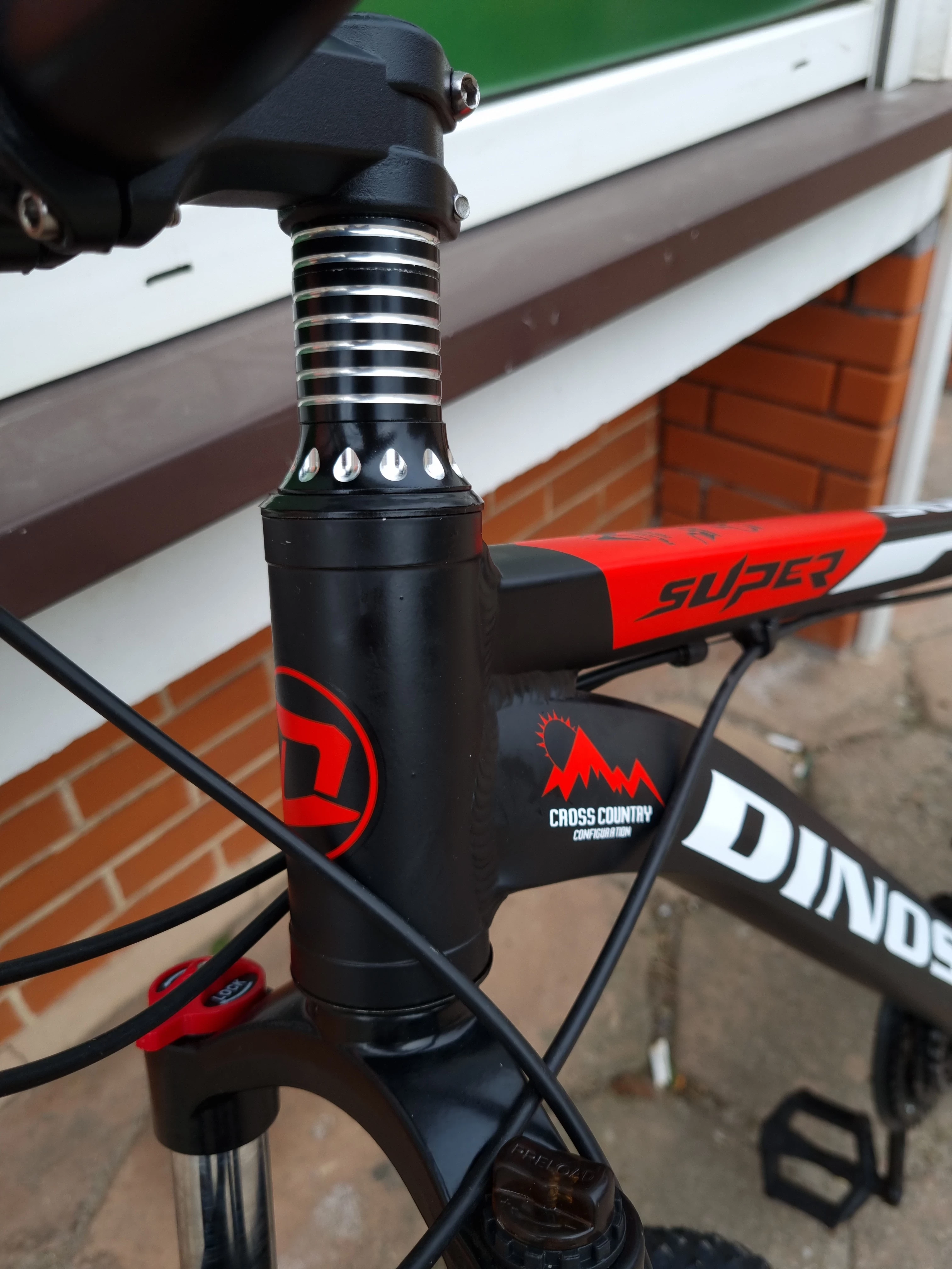 rower-dinos-29-cali-aluminiowy-czerwony-liczba-biegow-24