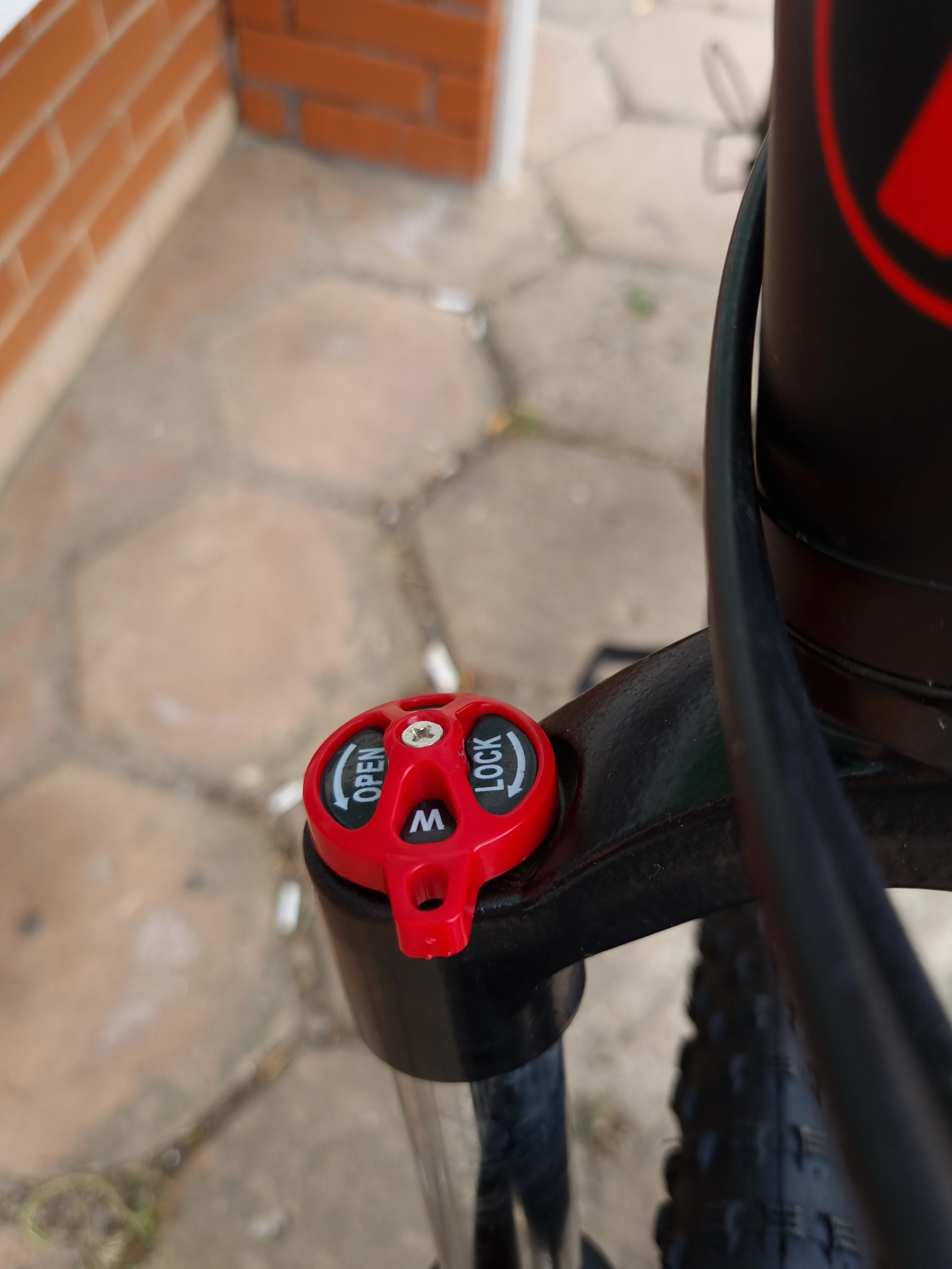 rower-dinos-29-cali-aluminiowy-czerwony-rozmiar-kola-129289-2048