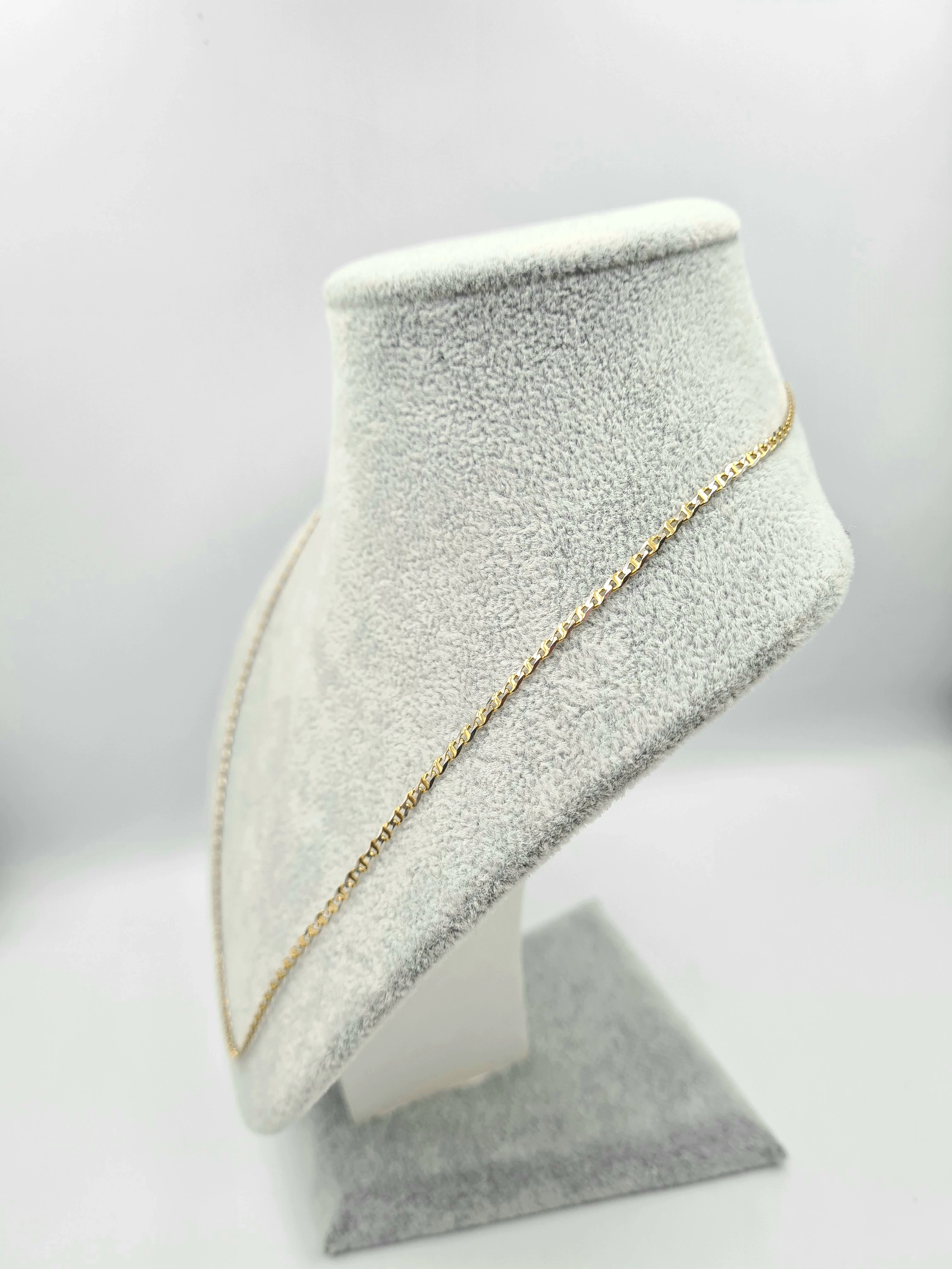 zloty-polyskujacy-lancuszek-518g-material-zloto