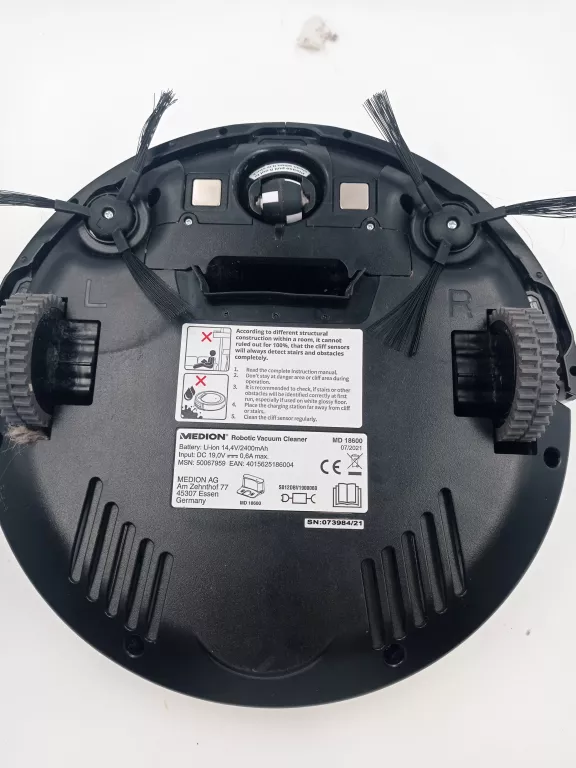 robot-sprzatajacy-medion-md18600-stan-nowy