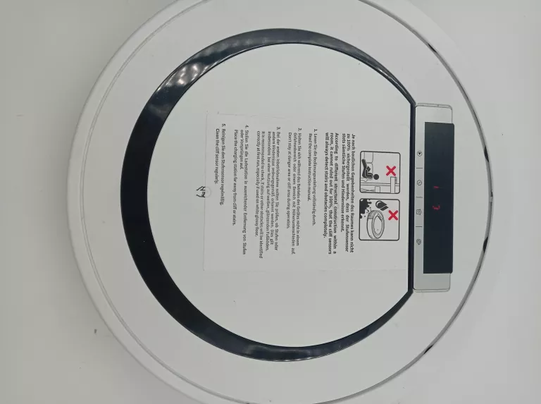 robot-sprzatajacy-medion-md18600-marka-medion