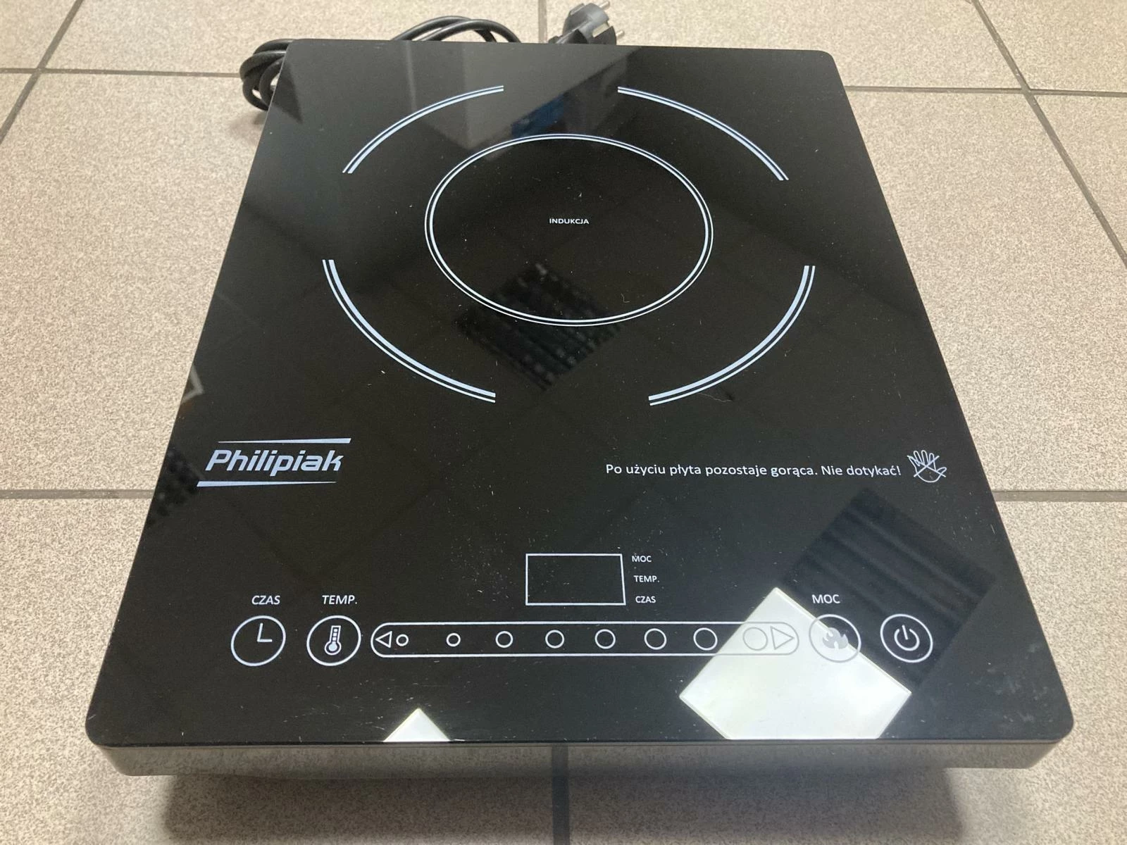 kuchenka-indukcyjna-philipiak-ph-c10-kolor-dominujacy-czarny
