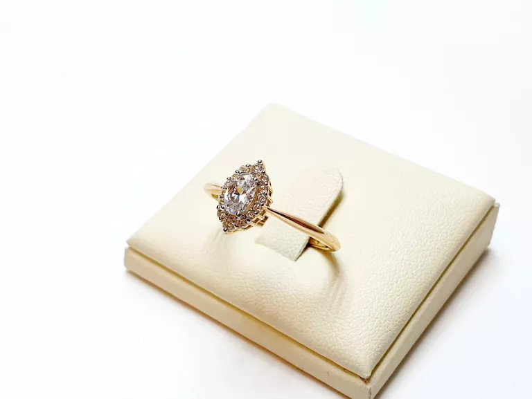 piekny-zloty-pierscionek-375-221g-r20-kosciuszki-34-trzcianka