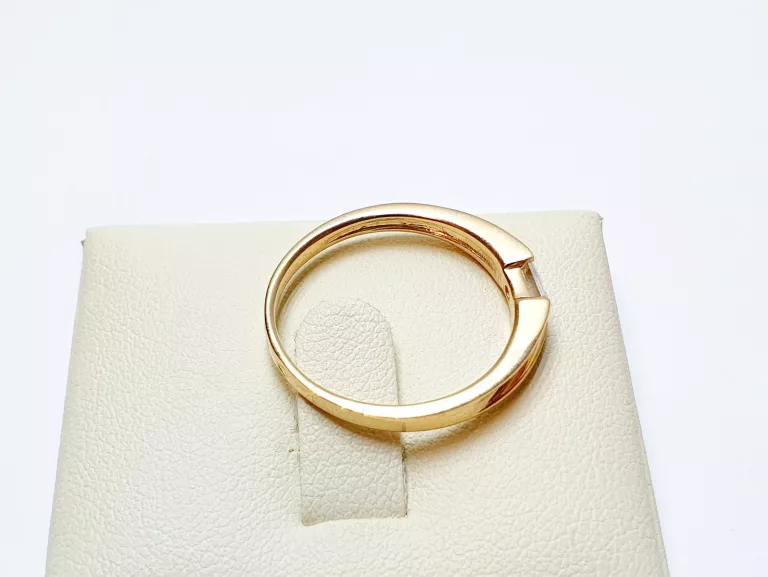 przepiekny-zloty-pierscionek-375-242g-r18-material-zloto