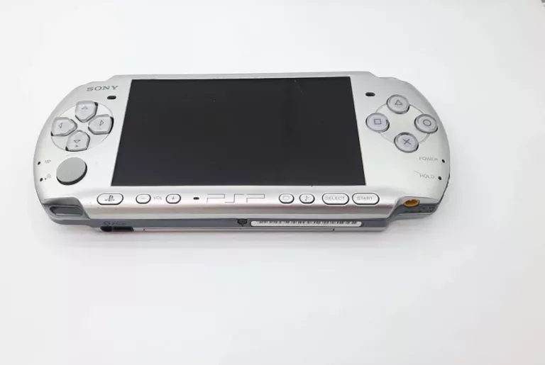 KONSOLA SONY PSP 3004 SILVER