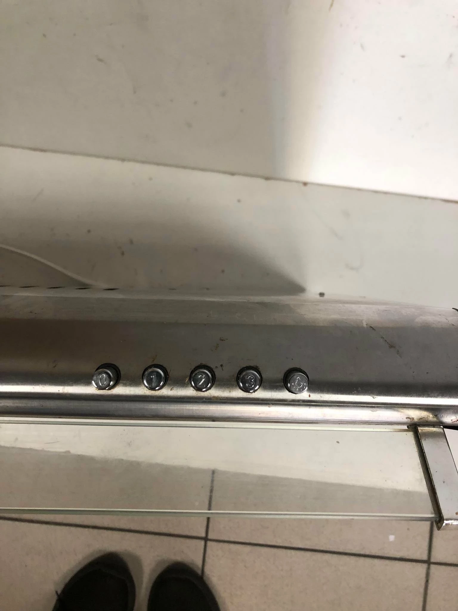 okap-podszafkowy-amica-osc-6211i-60cm-led-inox-stan-uzywany