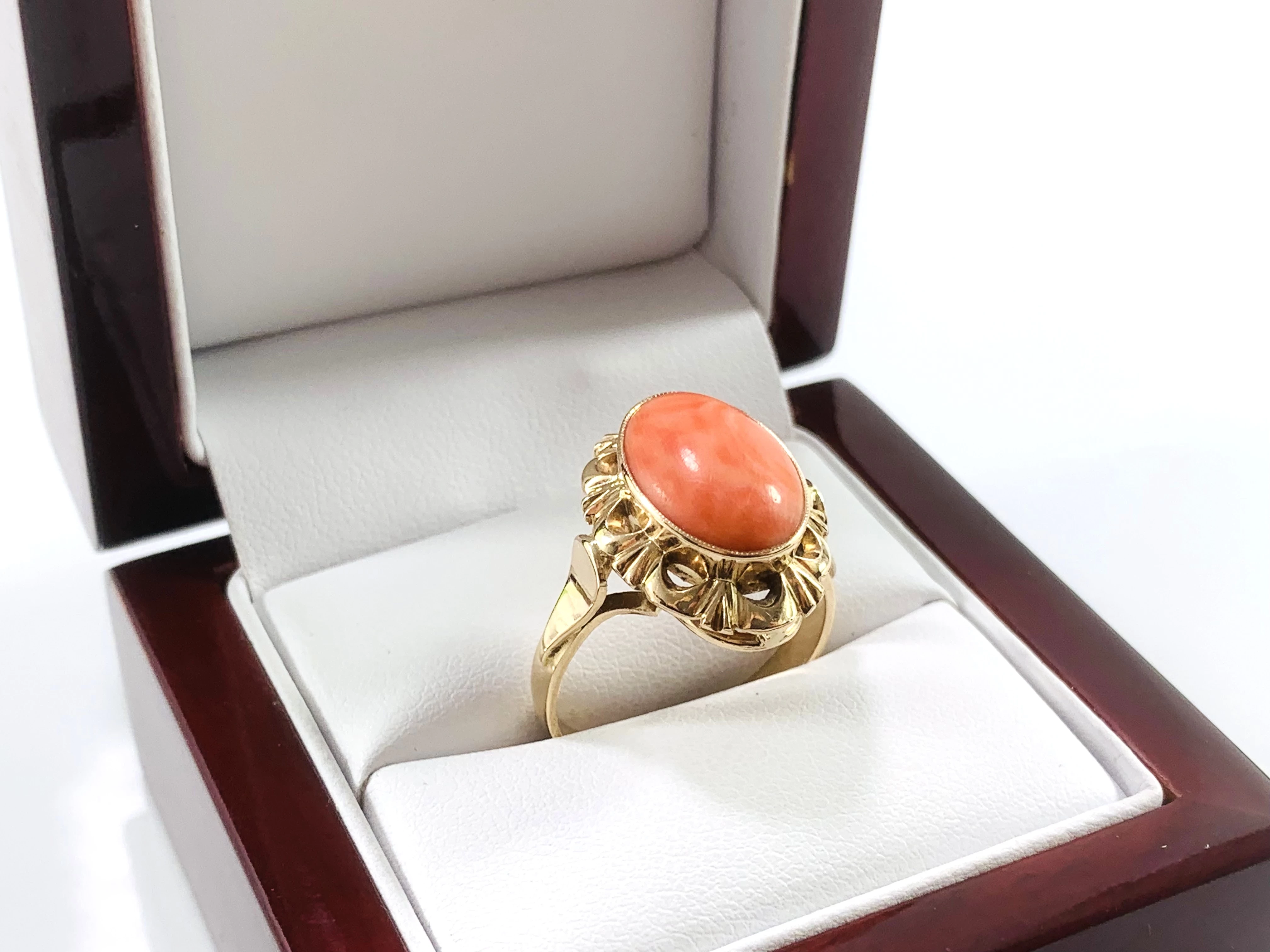 zloty-pierscionek-z-koralem-585-542g-r21-cechy-brak