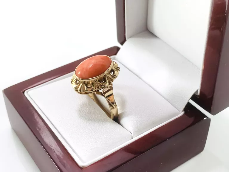 zloty-pierscionek-z-koralem-585-542g-r21-product-id