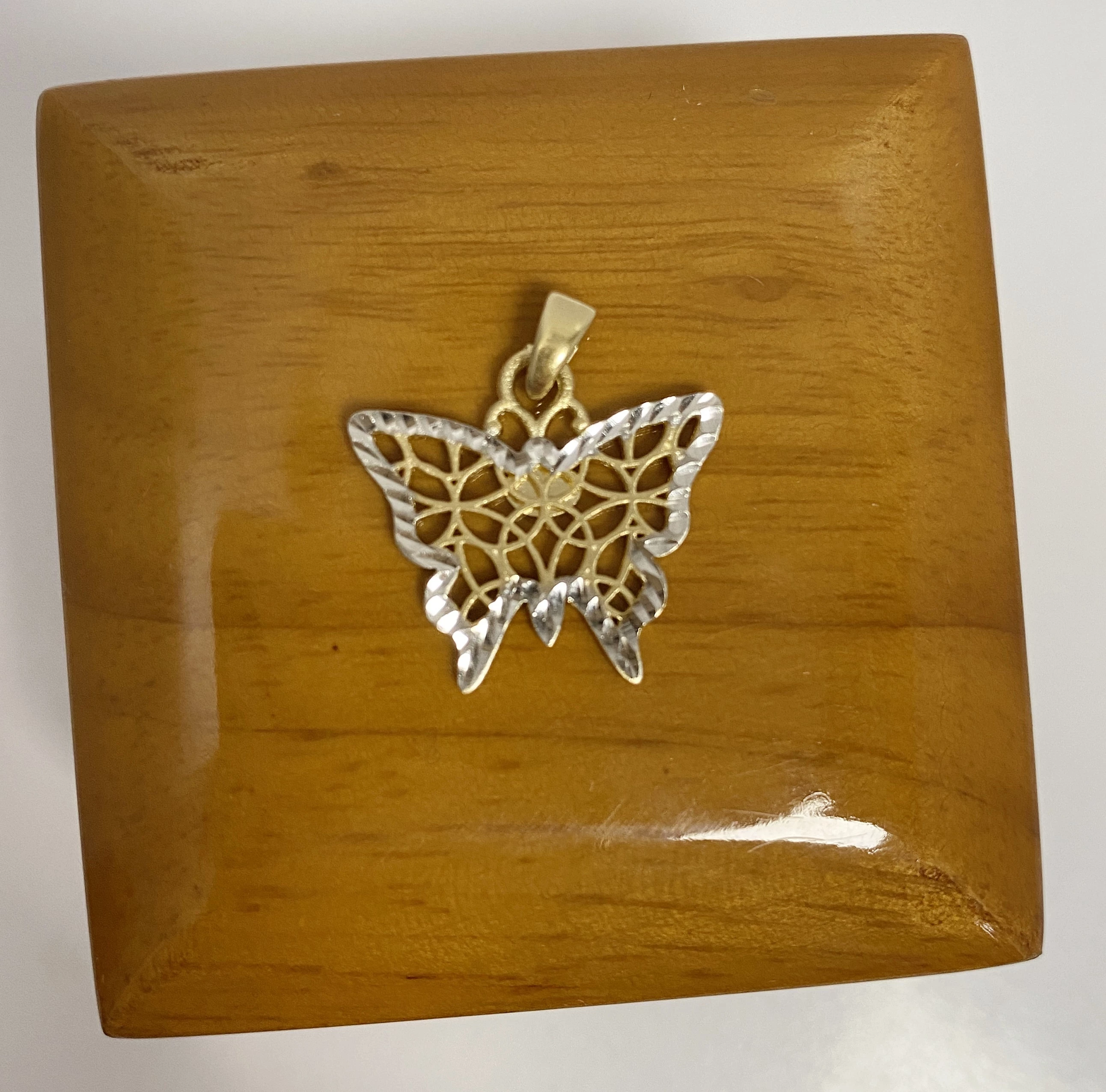 urocza-zlota-zawieszka-motyl-ct585-stan-11323-238058