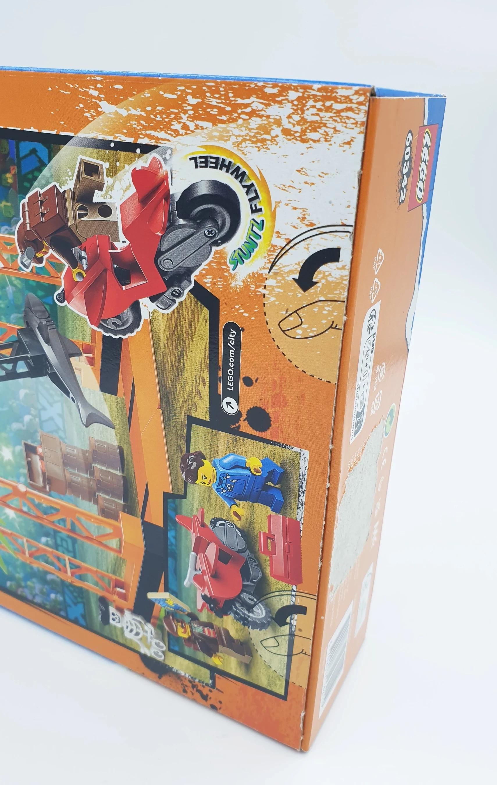 lego-city-60342-wyzwanie-kaskaderskie-atak-rekina-plec-chlopcy