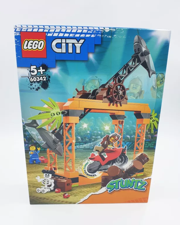 lego-city-60342-wyzwanie-kaskaderskie-atak-rekina-komandorska-147-mrcash
