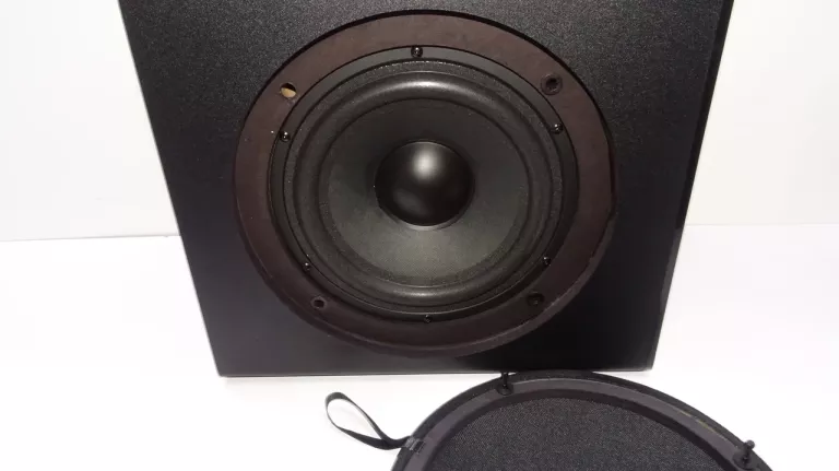 GŁOŚNIKI SUBWOOFER 2.1 JAMO CZERWONE DS7 ZESTAW