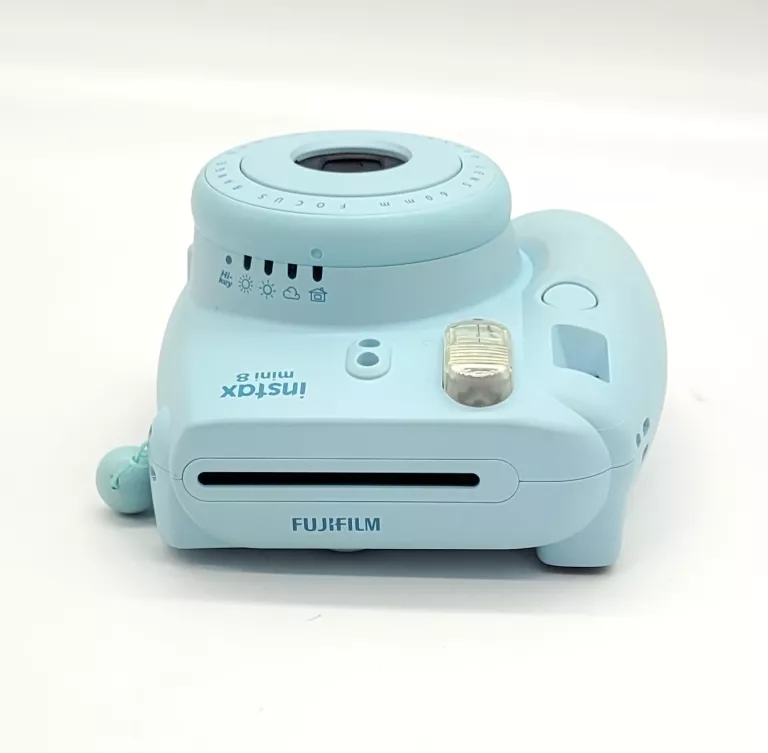 APARAT FUJIFILM INSTAX MINI 8 + PUDEŁKO