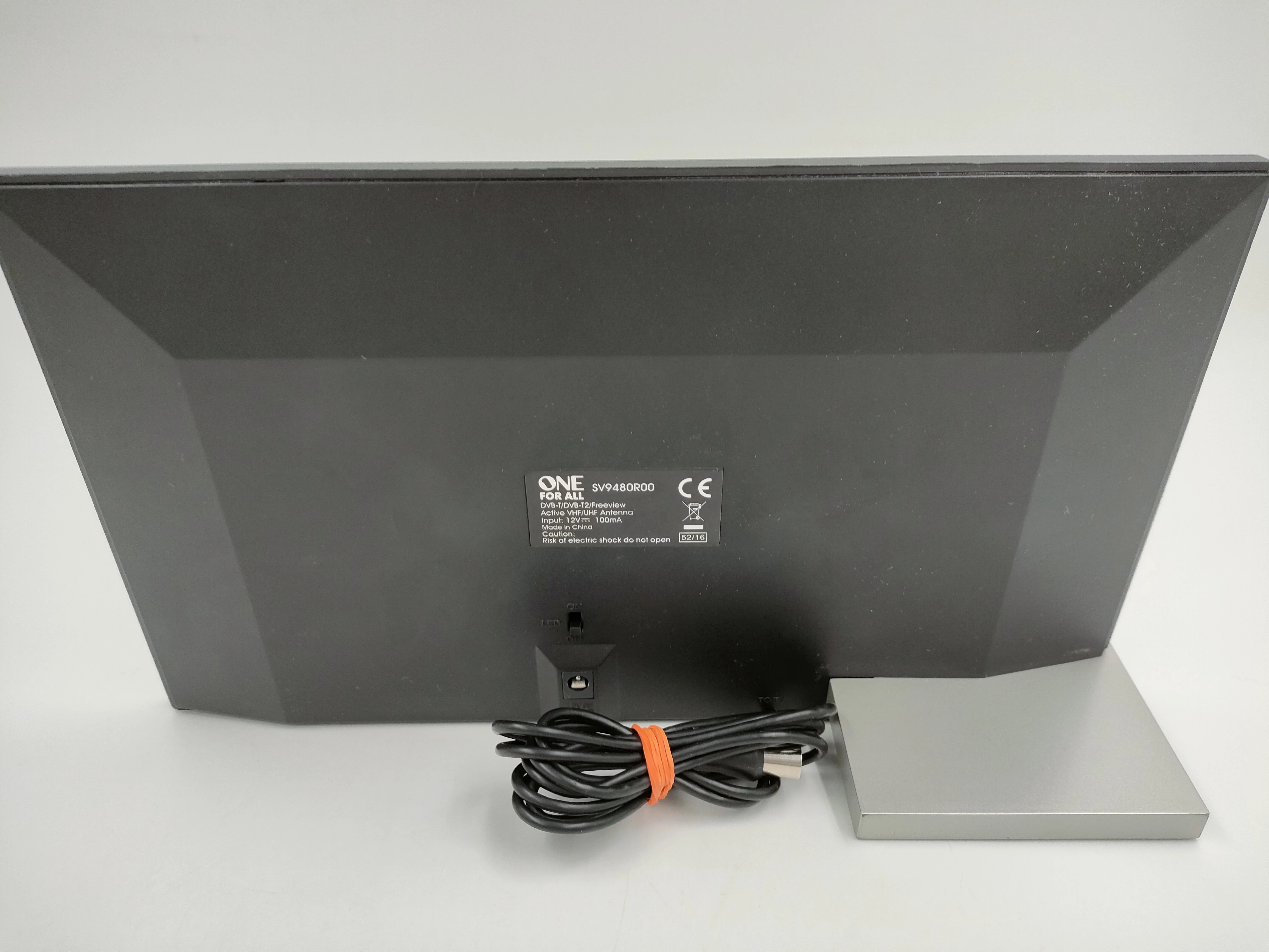 antena-pokojowa-one-for-all-sv-9480-dvb-t2-gwaran-model-sv-9480