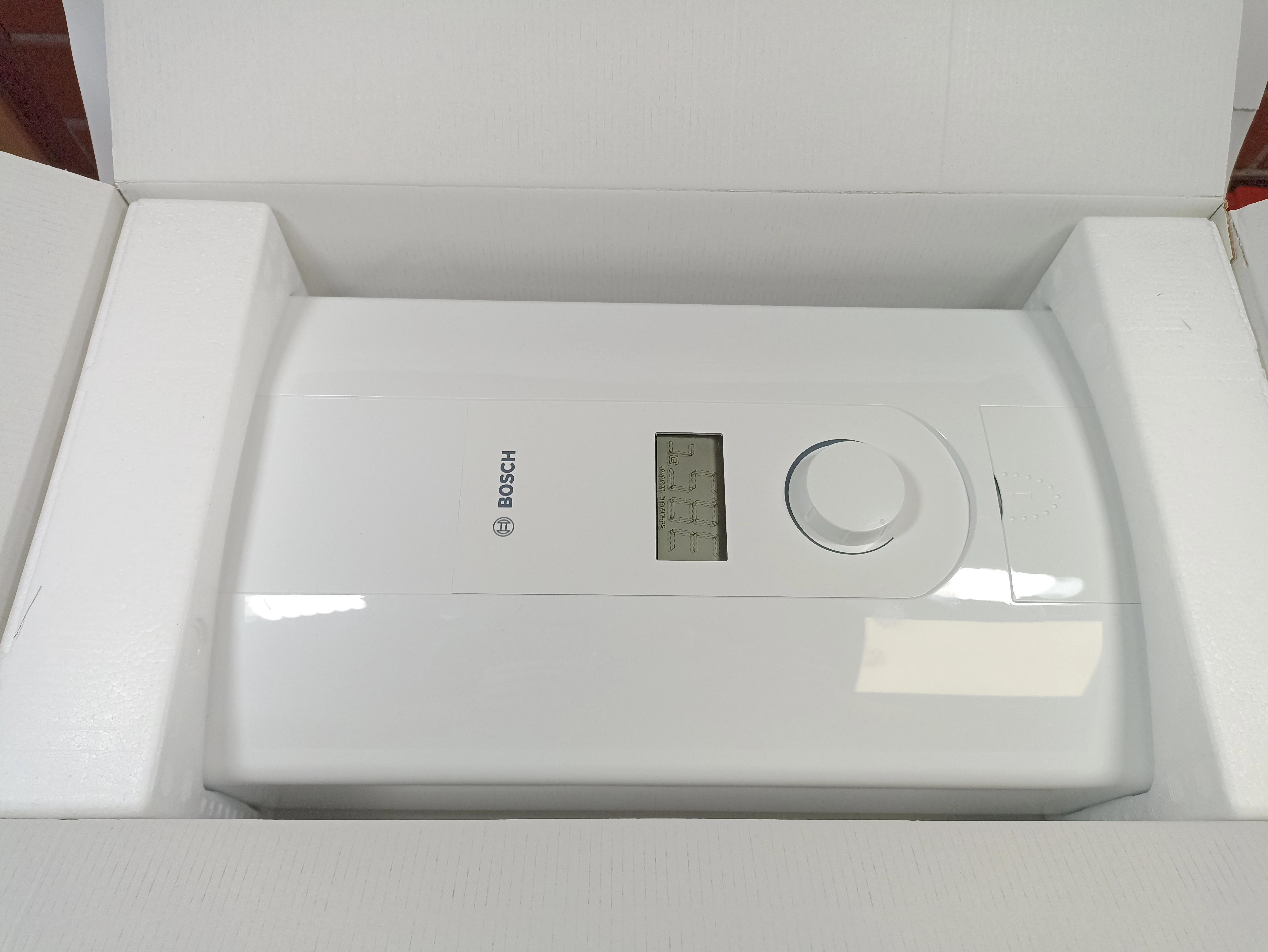 podgrzewacz-wody-bosch-tronic-7000-kod-producenta-7736504701