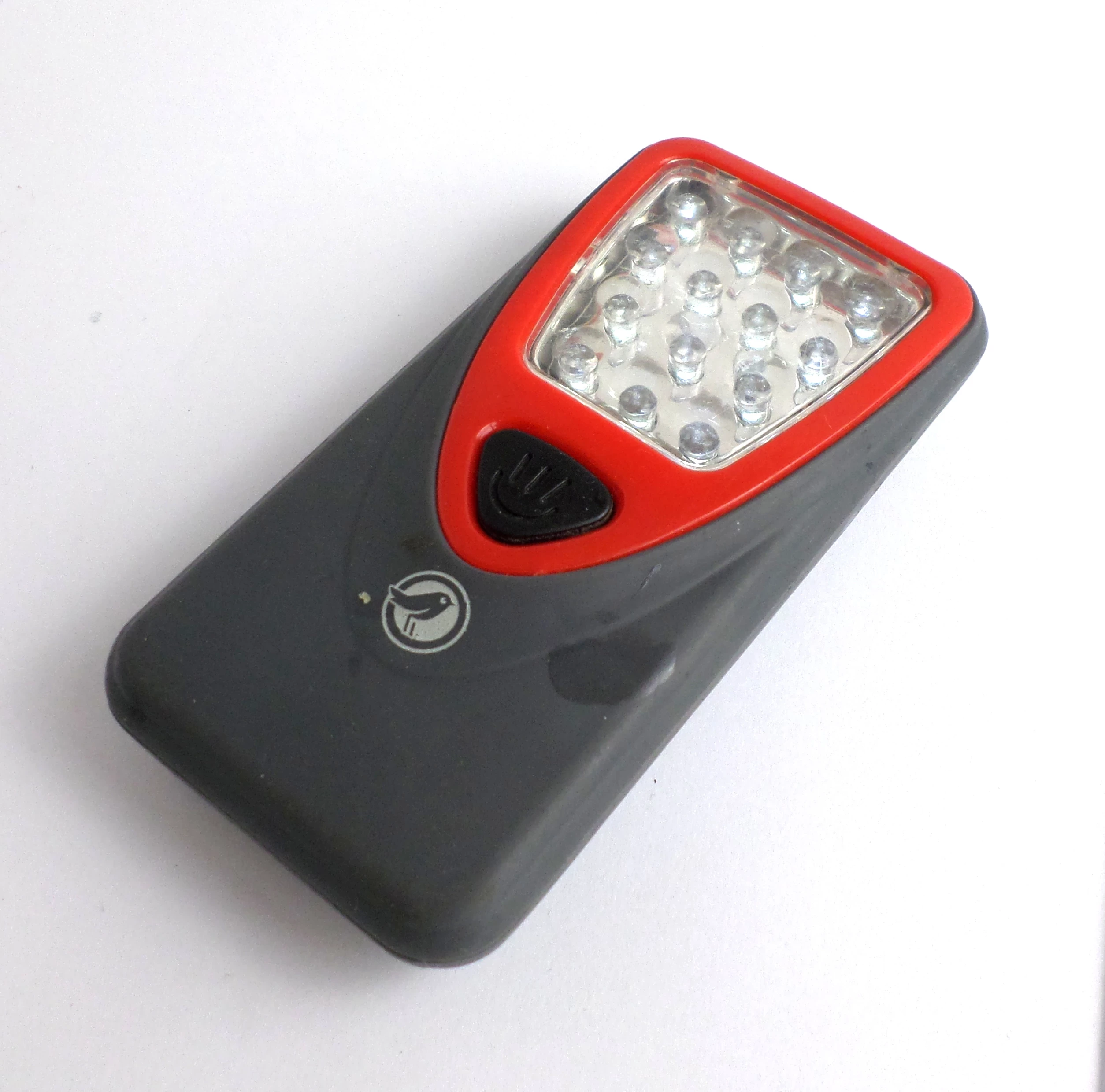 latarka-reczna-auchan-stan-uzywany