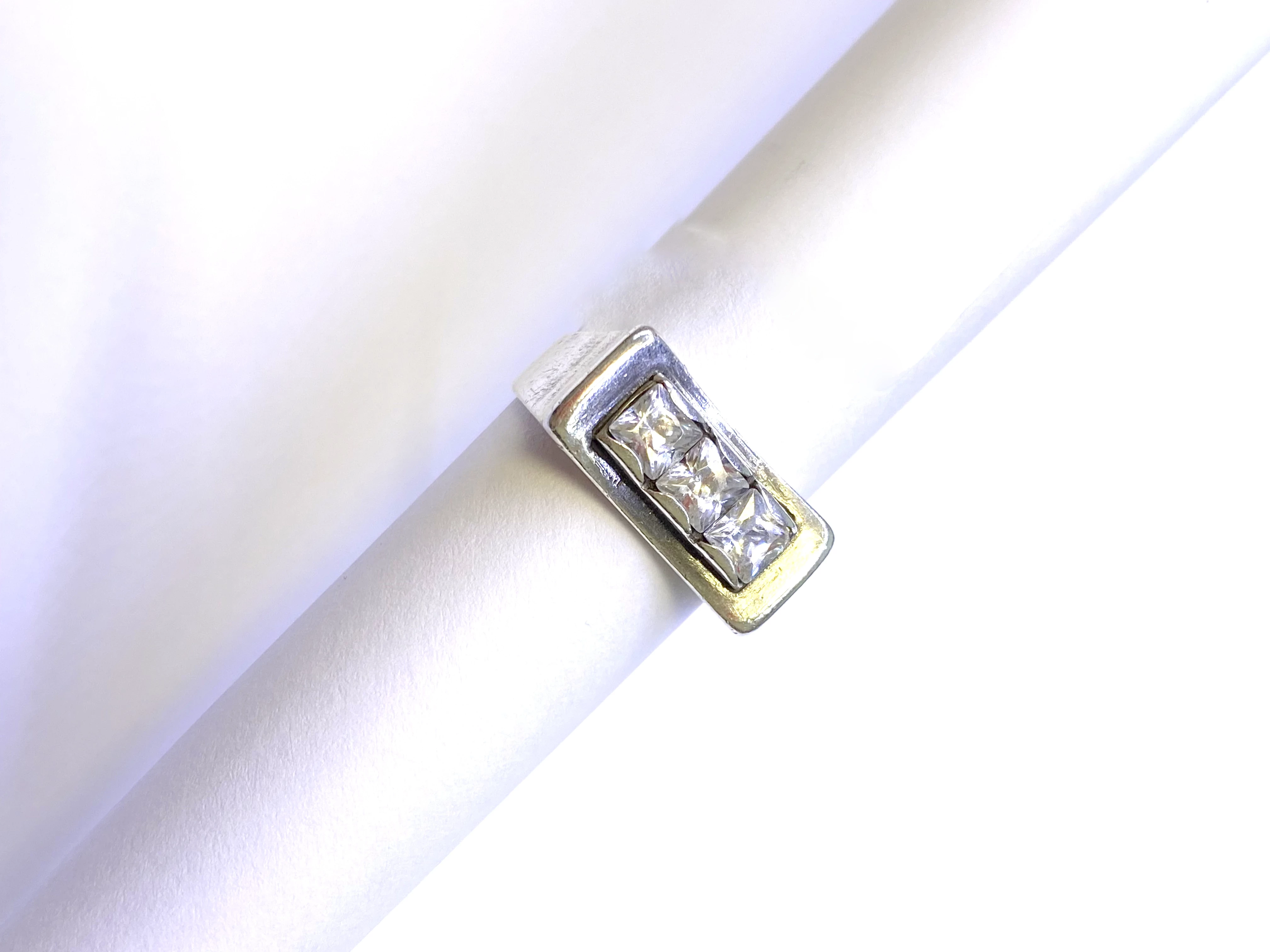 srebrny-pierscionek-z-oczkiem-538g-925-kamien-17088-524288