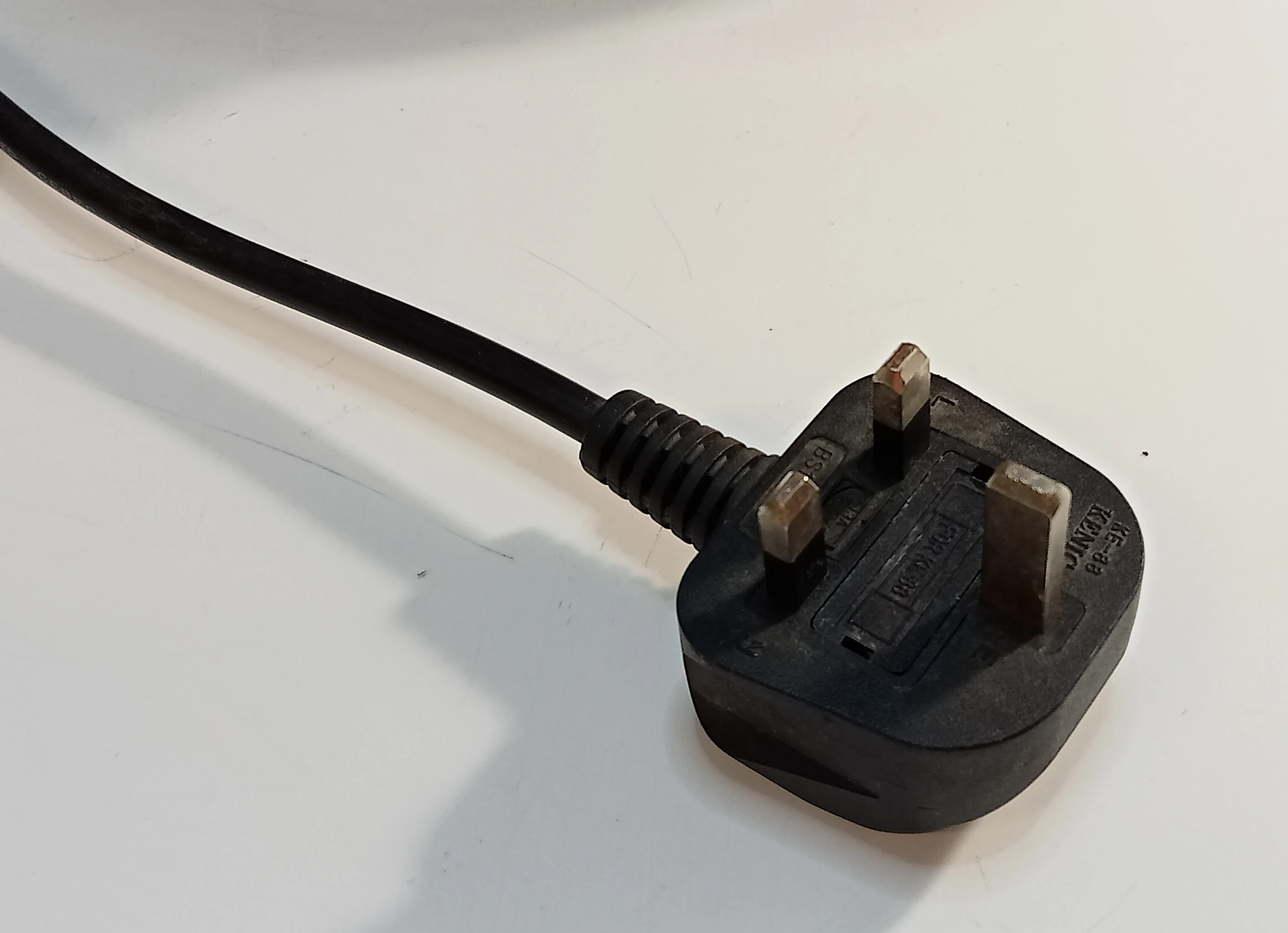 kawomat-cisnieniowy-delonghi-czerwony-eco310r-stan-uzywany