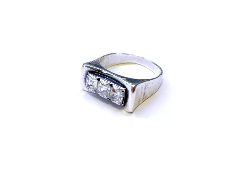 srebrny-pierscionek-z-oczkiem-538g-925-zamkowa-19-wegorzewo