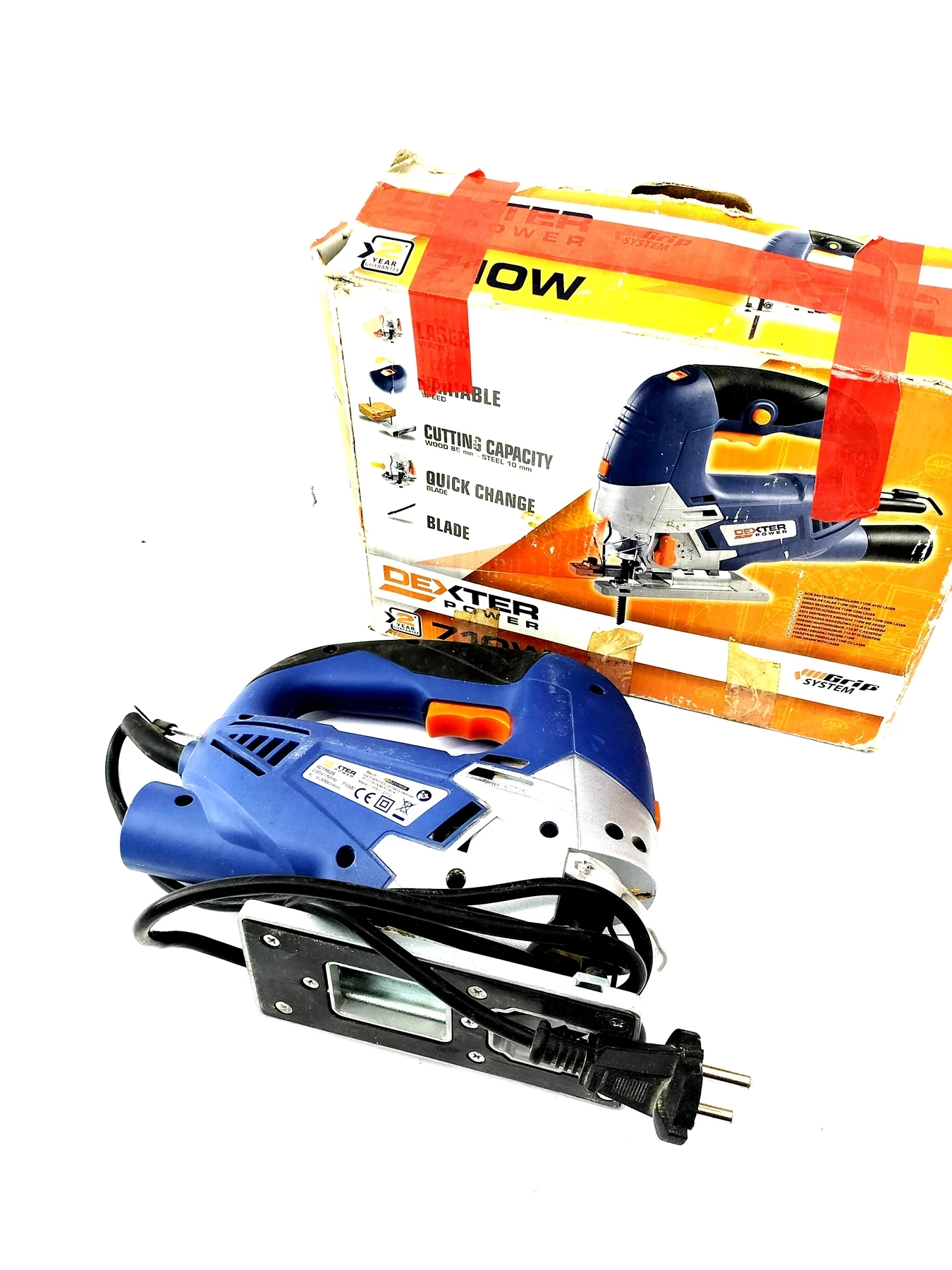 wyrzynarka-dexter-ic710js-mocowanie-brzeszczotu-chwyt-uniwersalny