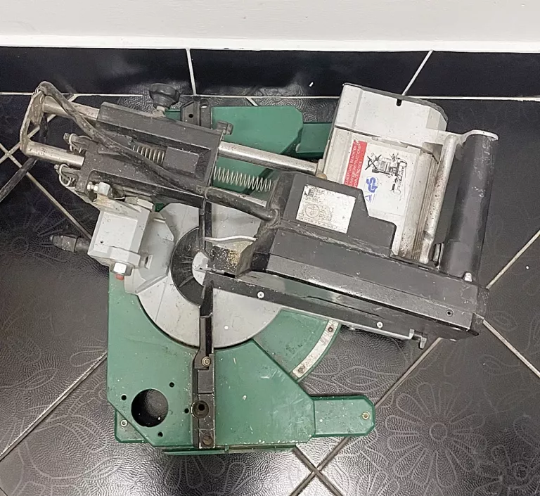 pila-ukosnica-elektra-beckum-hgs300-stan-uzywany